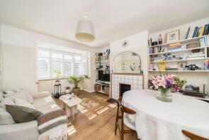 20, Abbots Park, London SW2 3QD