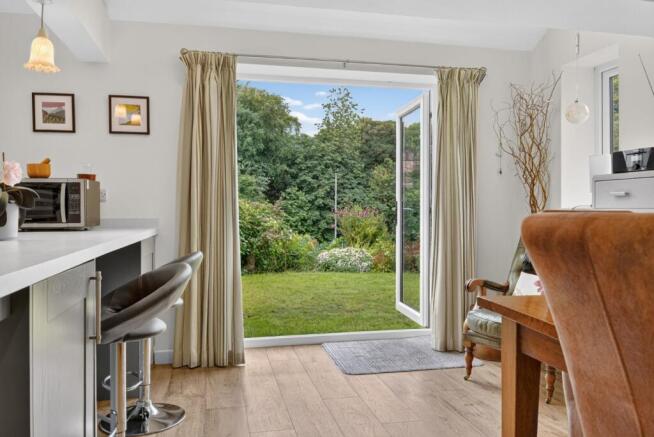 3 bed Detached for sale Image 11