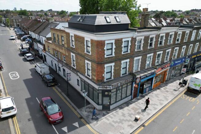 The Burren London Hotel, 174 Church Road, London, NW10 9NH