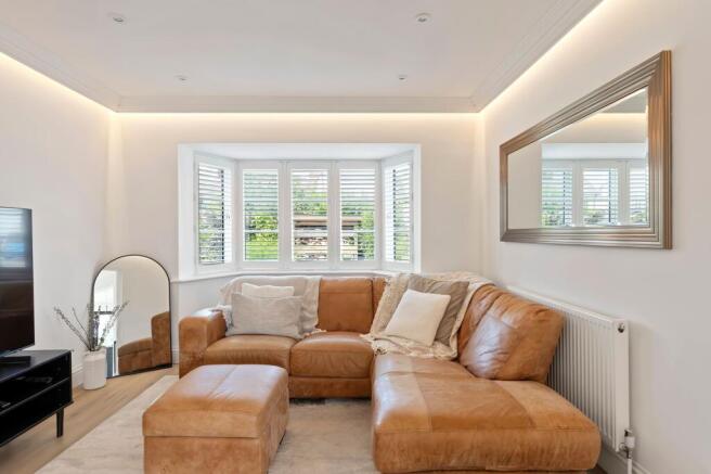4 bed Detached for sale Image 8