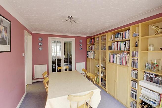 dining room 1.jpg