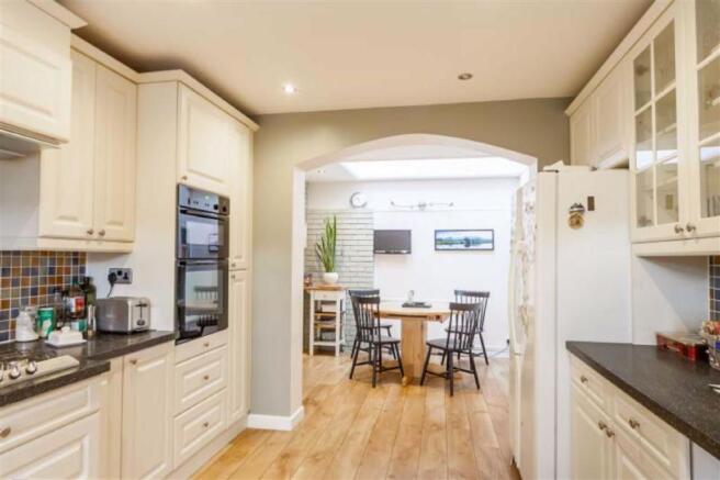 Kitchen / Breakfast Room
