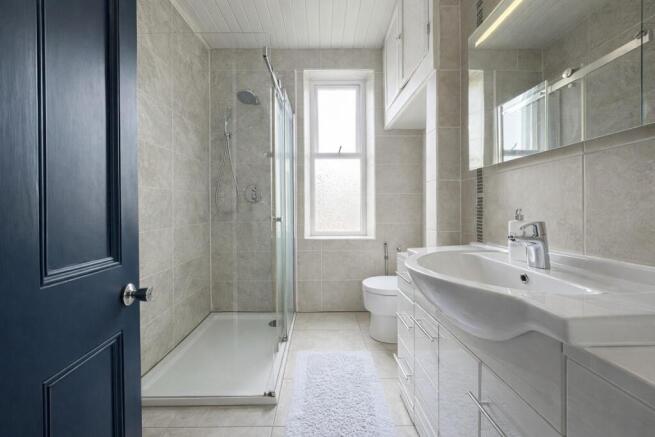 5 bed Terraced for sale Image 12