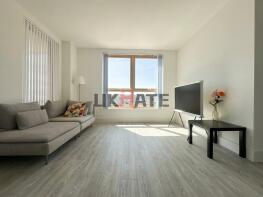 33, Swift Court, Tavy Bridge, London SE2 9DU