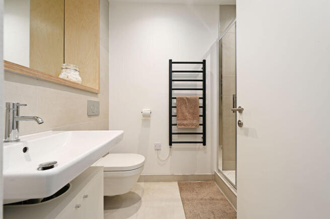 2 bed Town House for sale Image 9
