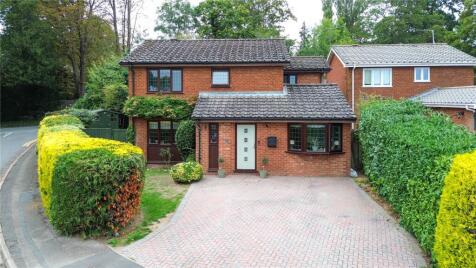 Cedarwood Crescent, Caversham, Reading, Berkshire, RG4