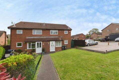 Starina Gardens, Waterlooville