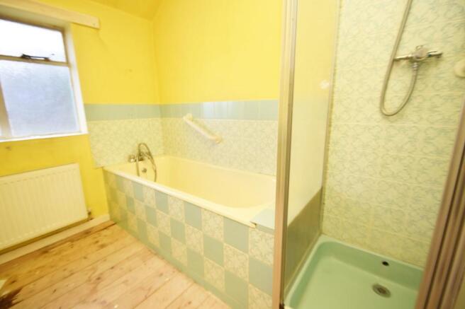 8 Water Street, Aberarth, Dyfed, SA46 0LN
