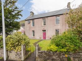 1, Cairnton Place, Tillicoultry FK13 6AR
