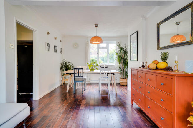 Living Room/Diner