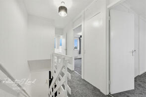 36, Devonport Street, London E1 0EA