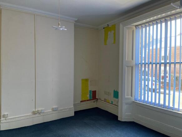 11 Portland Street photo 5