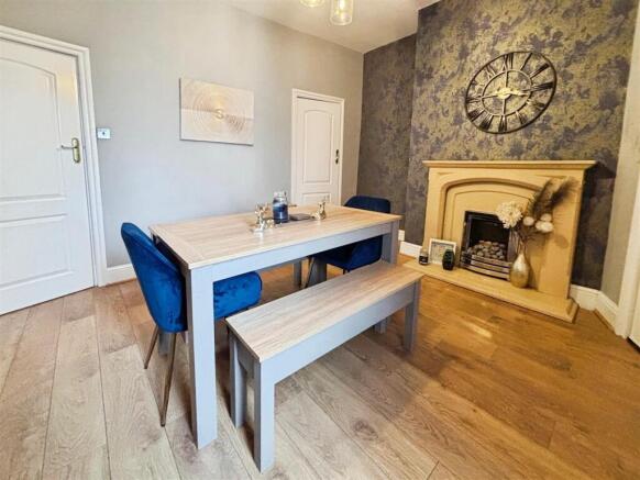 2 bed Semi-Detached for sale Image 5