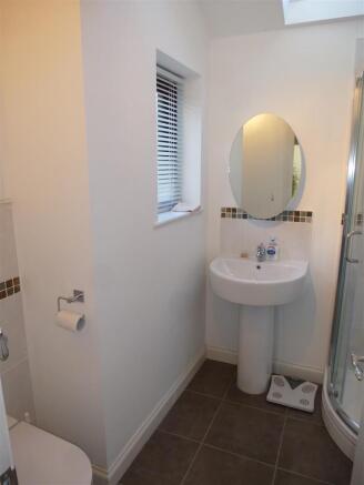 DOWNSTAIRS SHOWER