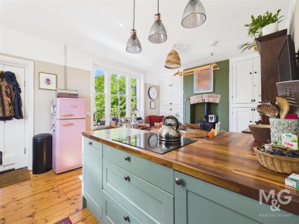 Kitchen/Dining Room