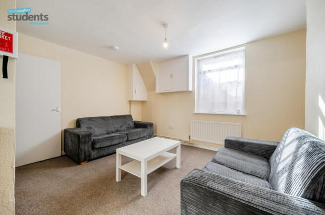 5cf9f33b-516d-45b...