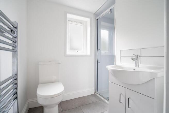 2 bed Terraced to rent Image 8