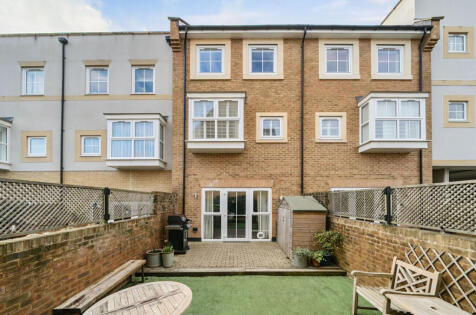 Catteshall Lane, Godalming, Surrey, GU7