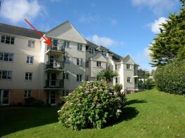 61, Bay Court, Cliff Road, Falmouth TR11 4NP
