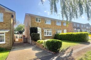 10, Pilgrims Close, Farnham GU9 8QP