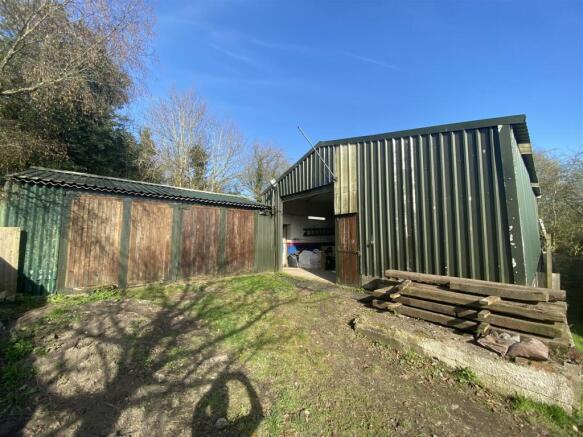 sheds1.JPG