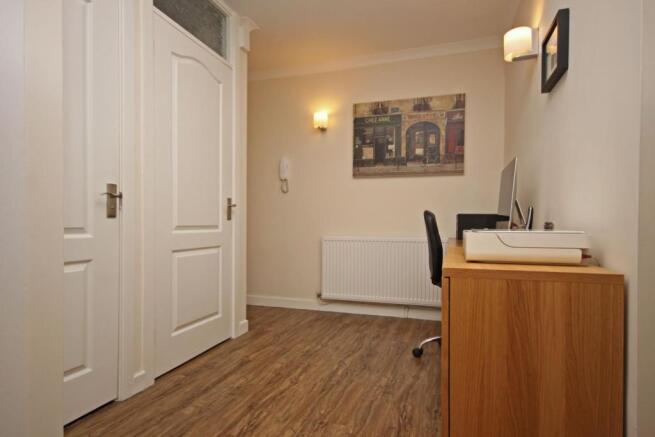 Private Entrance Hall