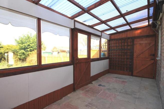 GARDEN ROOM