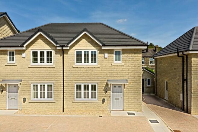 3 bed Semi-Detached for sale Image 3