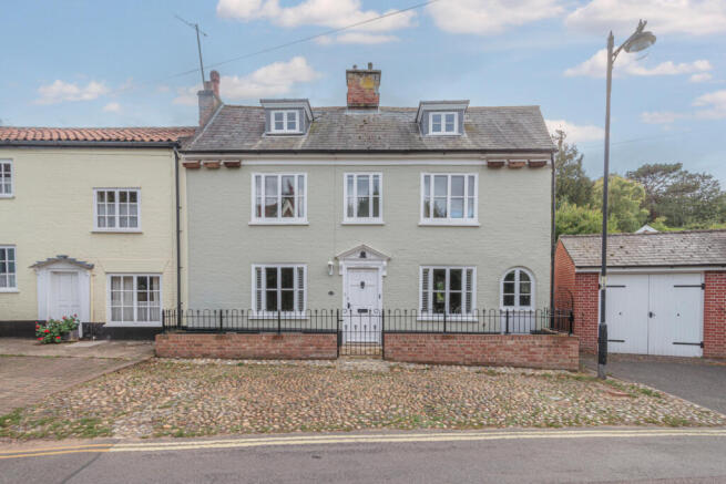 3/4 Bedroom Character Home for Rent
