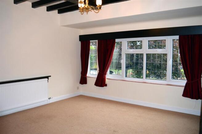 Sitting Room/Family 