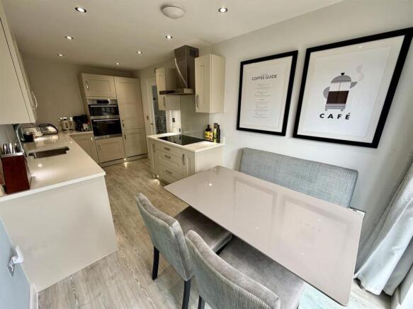 Bramleys Estate Agents - Lavender Court - Mirfield