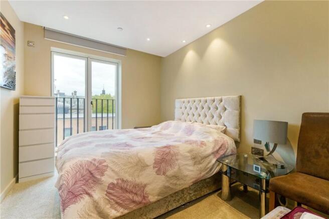 3 bed Penthouse for sale Image 9