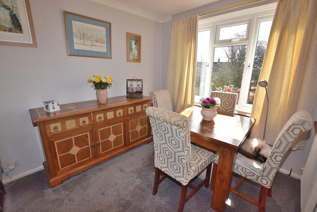 3 bed Semi-Detached for sale Image 4