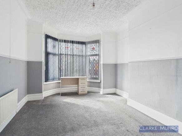 4 bed Semi-Detached for sale Image 12