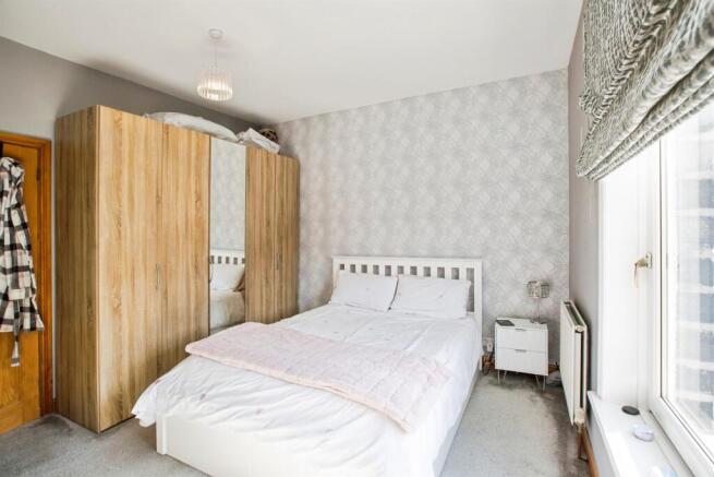 2 bed Terraced for sale Image 7