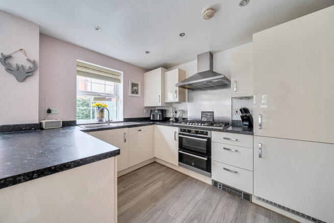 1409678-6-698f2ba...