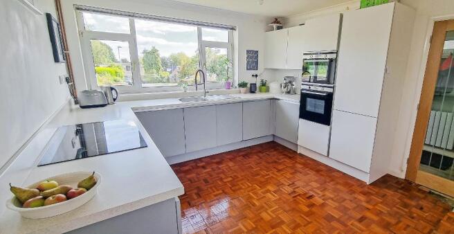 Contemporary Kitchen
