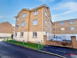 34a, Lloyd Close, Cheltenham GL51 7SZ