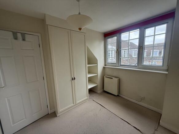 2 bed Apartment to rent Image 10