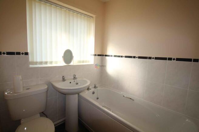 1 bed Maisonette to rent Image 4