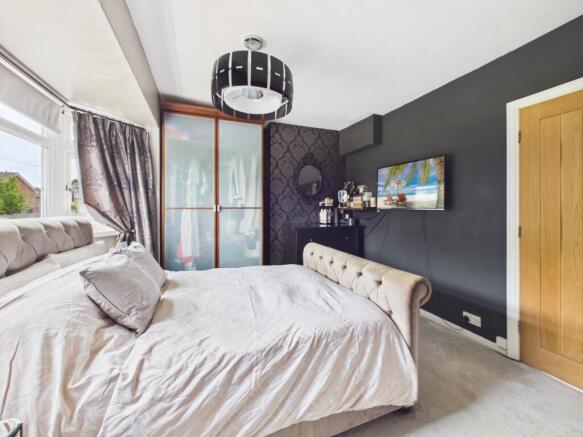 2 bed Semi-Detached for sale Image 11