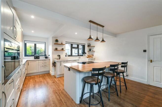 Kitchen/Breakfast Rm