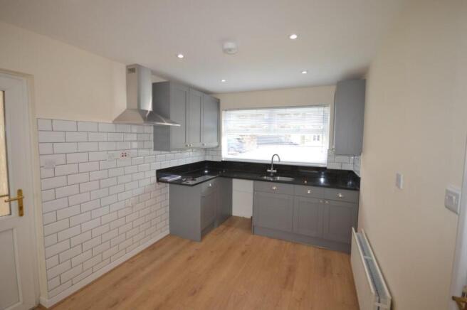 DSC_0016 (Medium).JPG