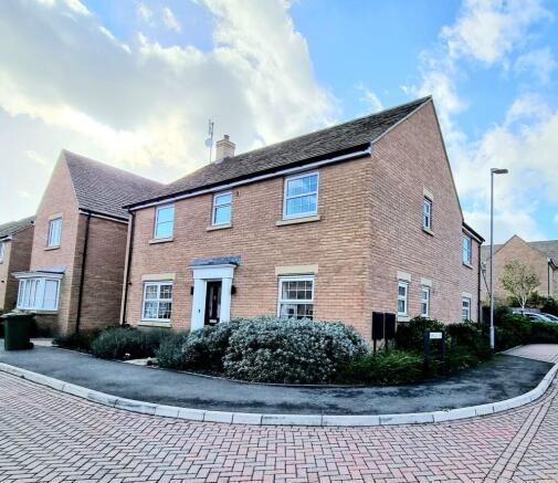 4-bed detached on Sissons Close, Barnack, Stamford, PE9, £450,000