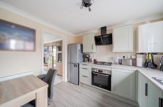 1402946-20-6973b4df47191-1