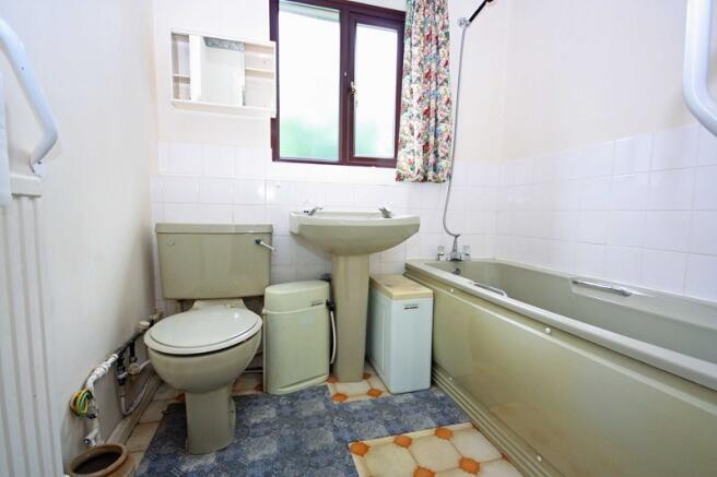 Photo 8