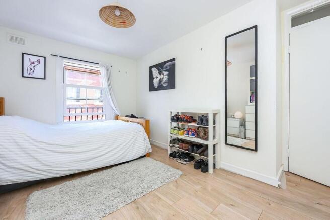 Bedroom 1 alt