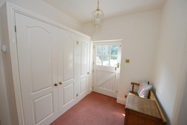 Lily's Bungalow H...