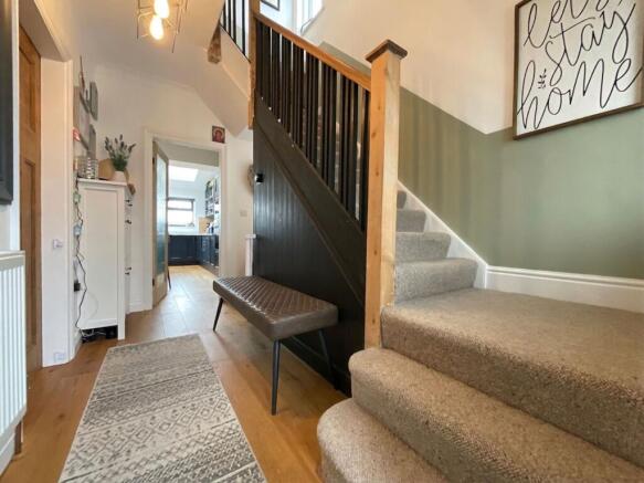 3 bed Semi-Detached for sale Image 12
