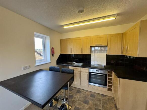 Living/Kitchen/Diner (1/6)